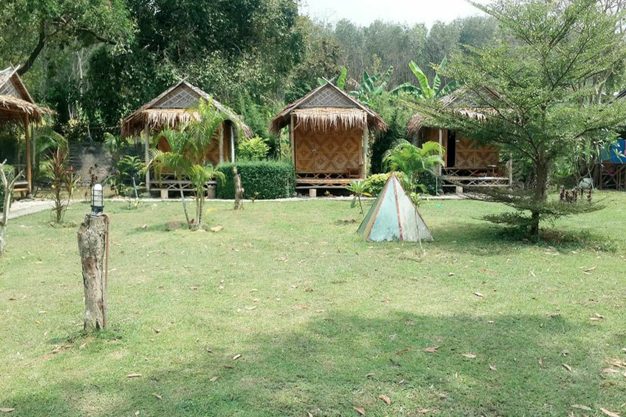 Unseen Bungalow Koh Lanta Bagian luar foto